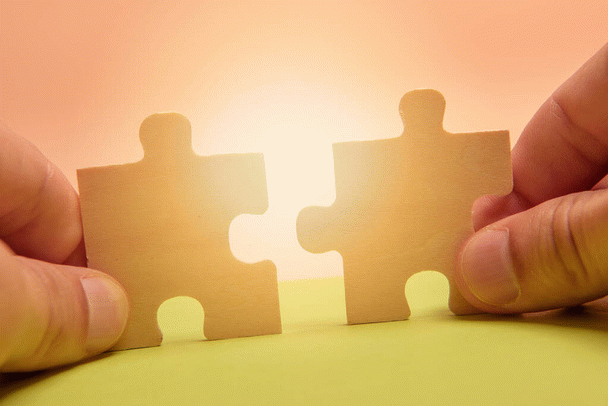 آیا بیش از حد وابسته شده‌اید؟ 15 نشانه هشداردهنده